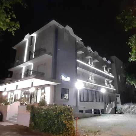 Hotel Penny Ріміні Екстер'єр фото